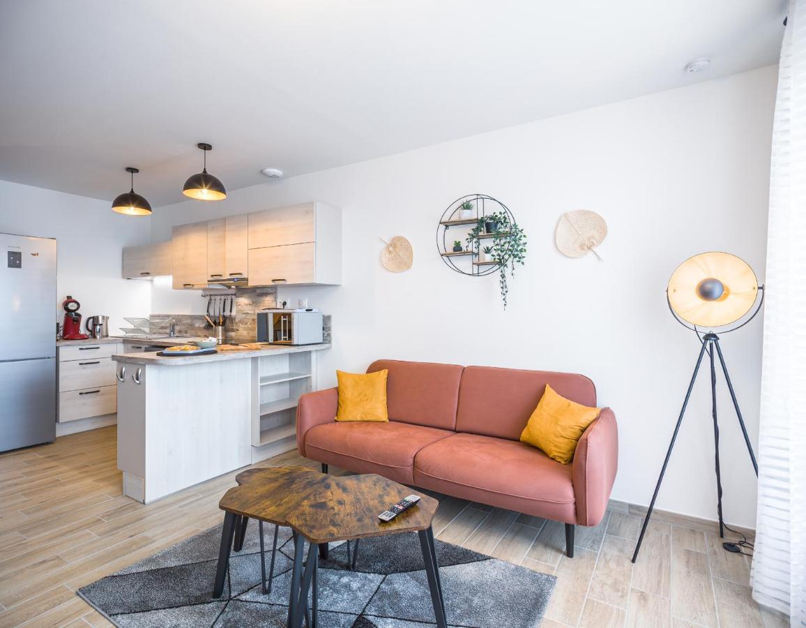 Les Duplex Du Lac D'Orient Mesnil Saint Pere Bagian luar foto