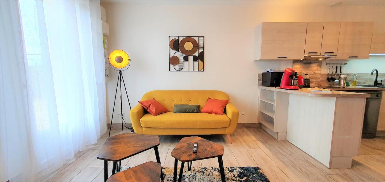 Les Duplex Du Lac D'Orient Mesnil Saint Pere Bagian luar foto
